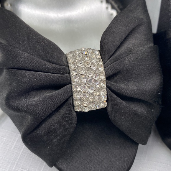 Black heels - Picture 3 of 5